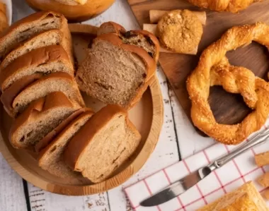 How to Extend the Shelf Life of Bread?